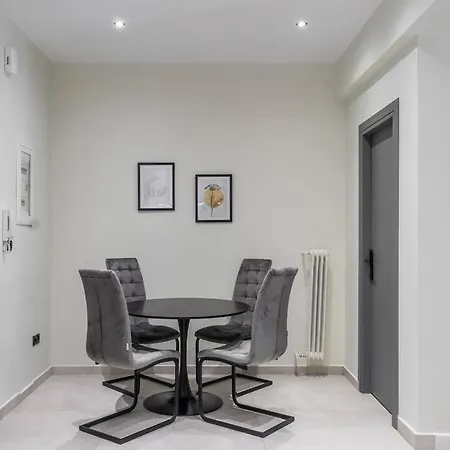 Contemporary Comfort In Athens-2