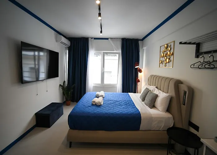 Voulis 45 Plaka Suite By Zeussuites
